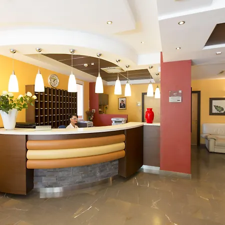 Hotel Sheila-2